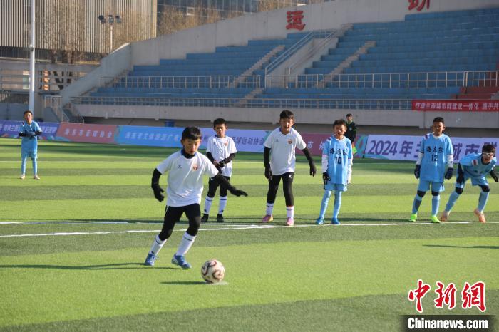 燃情冬日点燃青春风潮：2024年兰西城市群青少年