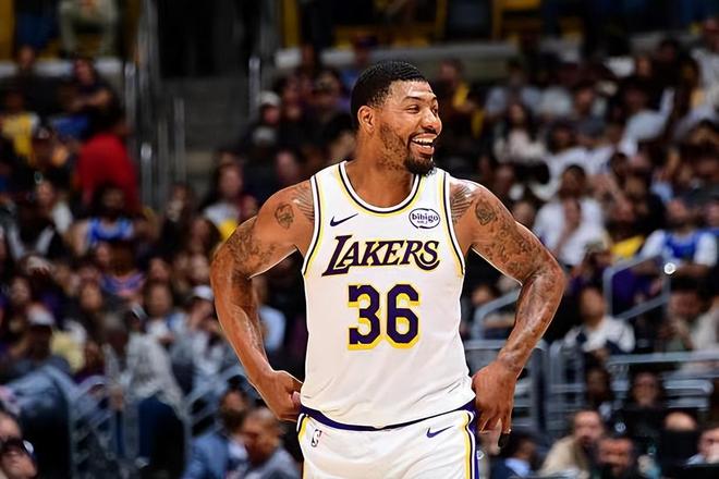 湖人逆转尼克斯 斯马特正负值领跑却陷进攻困境