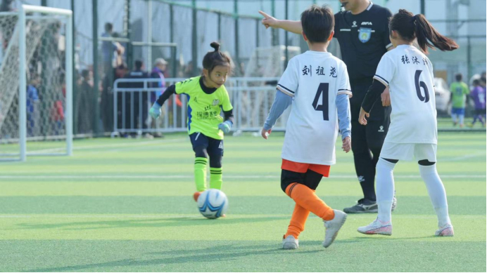 北京青少年足球联赛全面启动 多年龄段赛事覆盖