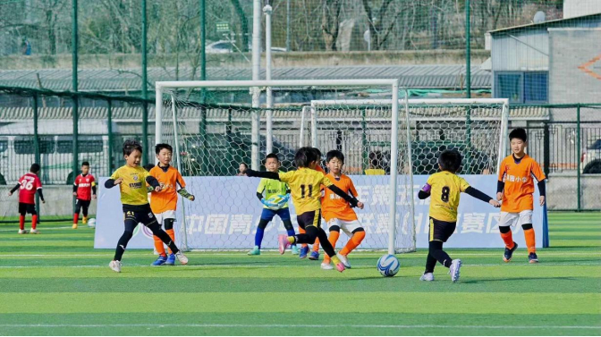 北京青少年足球联赛全面启动 多年龄段赛事覆盖