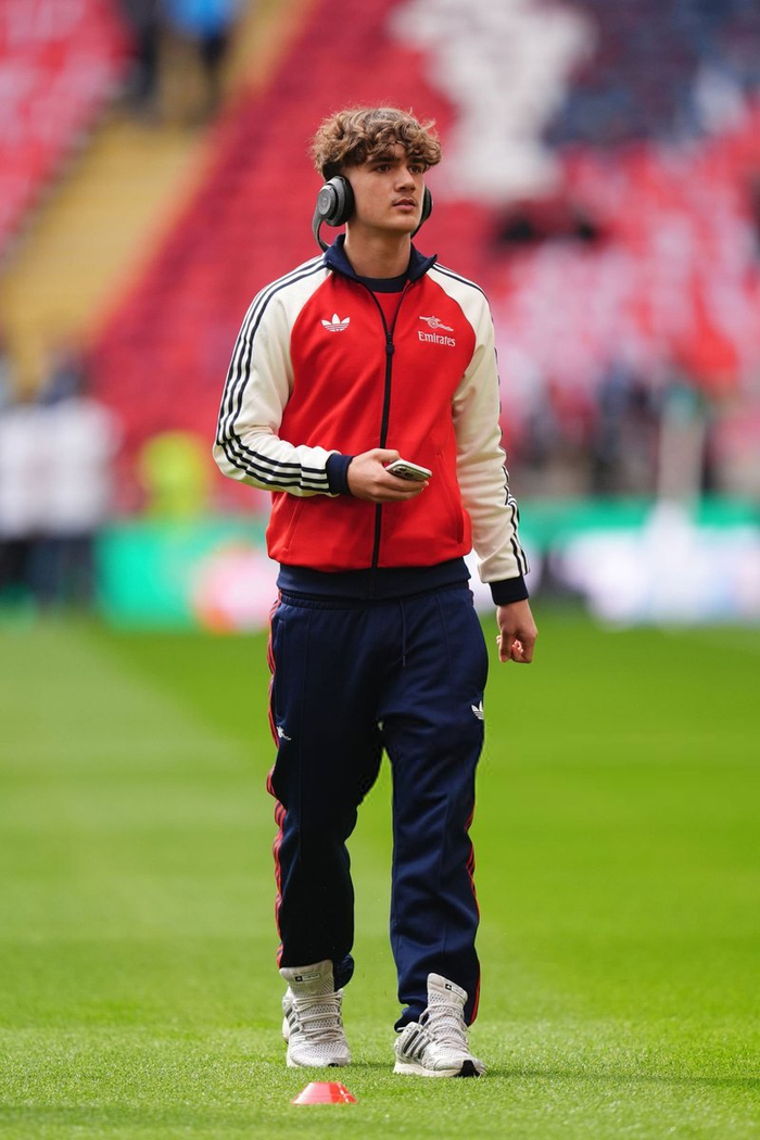 阿森纳惊天逆转曼城 瓜迪奥拉遭遇赛季首败