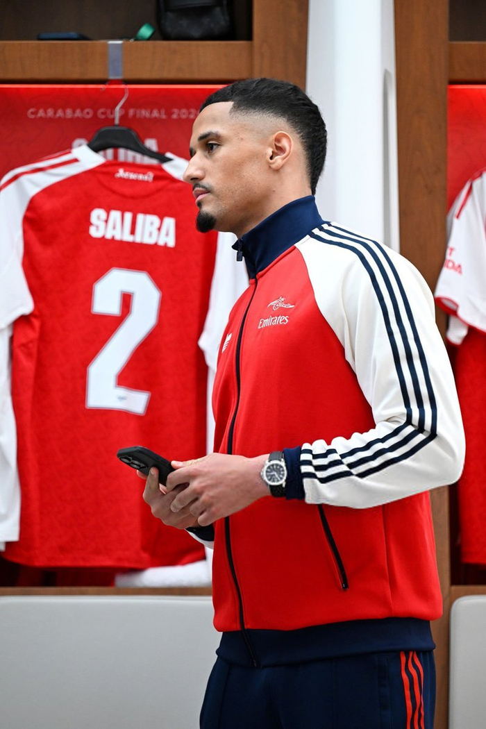 阿森纳惊天逆转曼城 瓜迪奥拉遭遇赛季首败