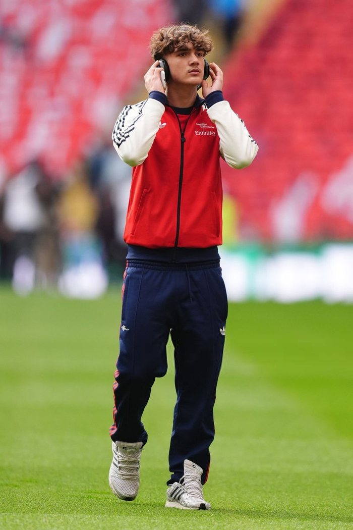 阿森纳惊天逆转曼城 瓜迪奥拉遭遇赛季首败